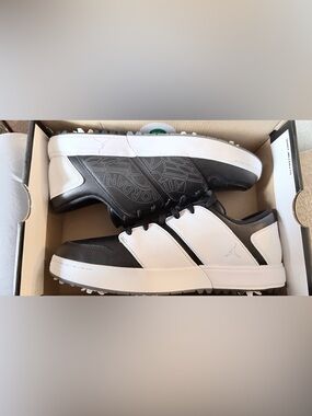 Jordan Low-Top Sneakers in Black and White golf shoes
